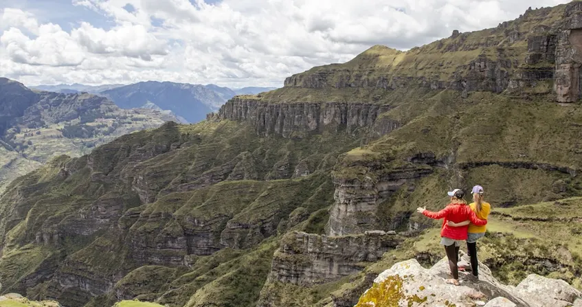 Tour a la Fortaleza de Waqrapukara Full Day desde Cusco