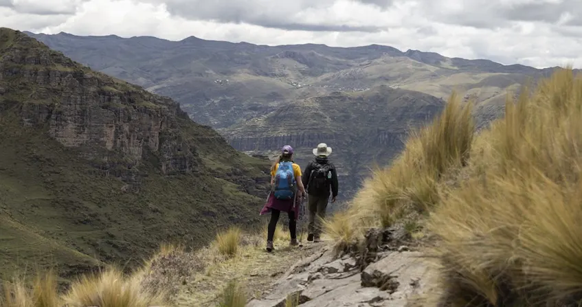Tour a la Fortaleza de Waqrapukara Full Day desde Cusco