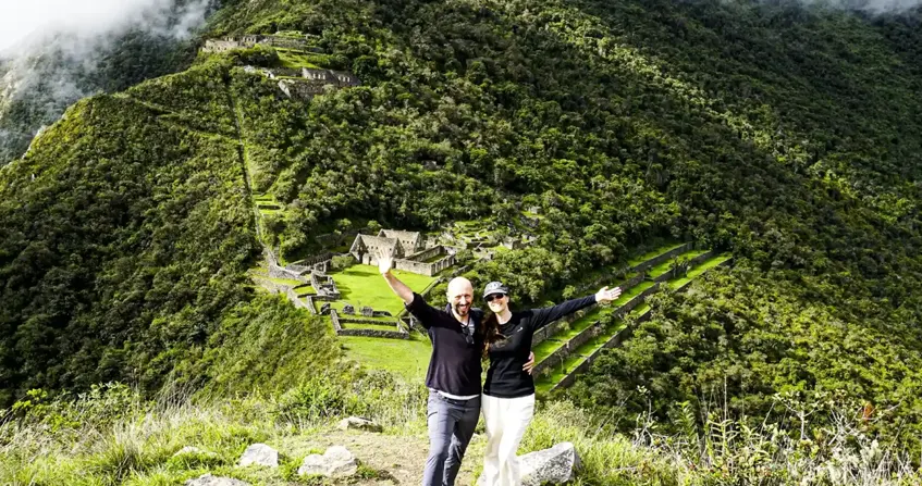 Tour Trekking a Choquequirao 5 Días / 4 Noches con Campamento Completo