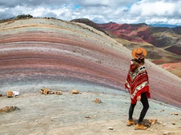 PALCOYO, LA OTRA MONTAÑA DE COLORES